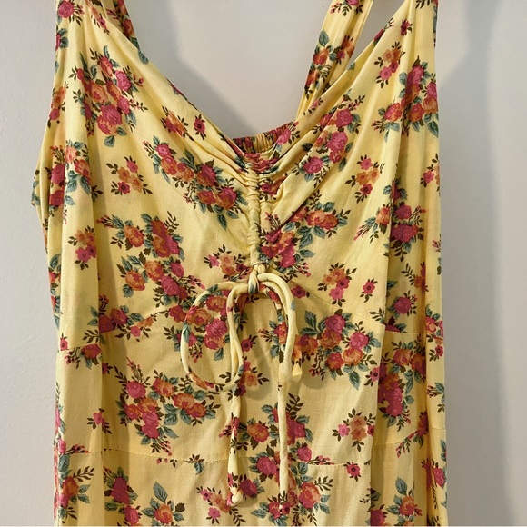 Faithfull the Brand Floral Print Midi Dress - Picture 7 of 11